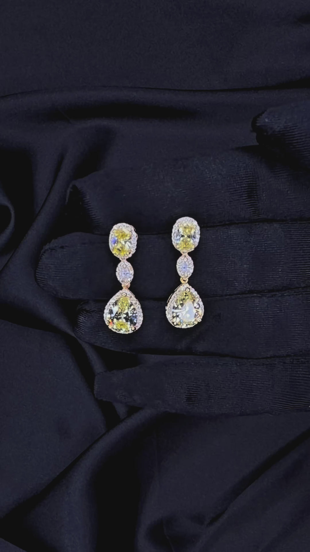 Gold Yellow Fancy Elegance Ohrringe